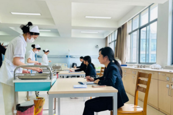 深化院校合作 共育护理英才 | 上海电力医院赴“苏州卫生职业技术学院”现场招聘会圆满收官